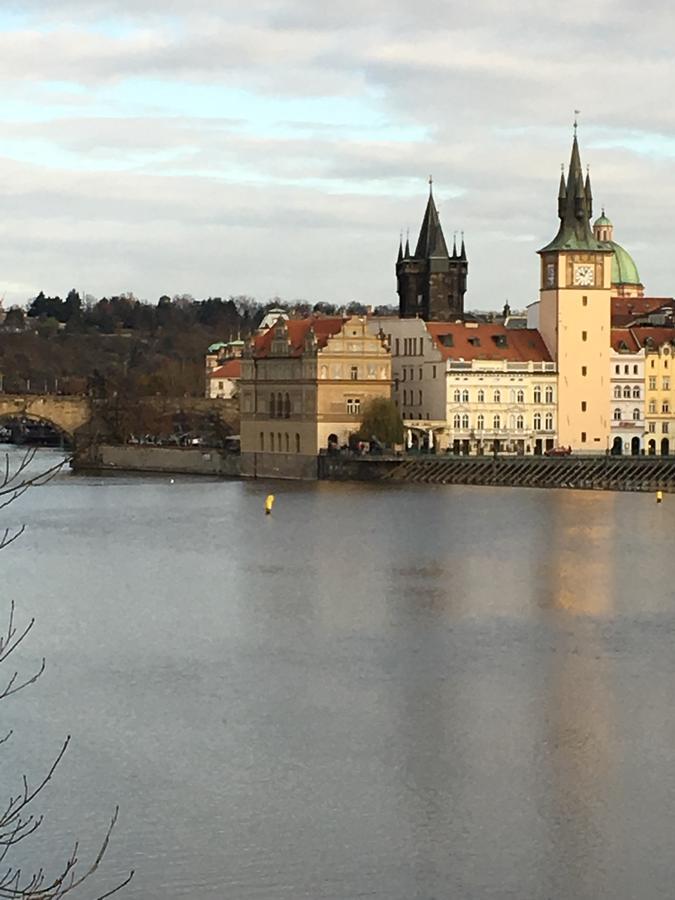 Amazing Angie'S Apartment Prag Exterior foto